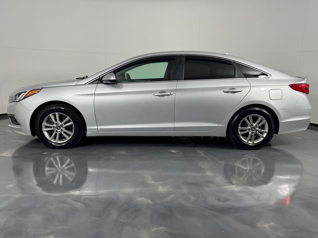 Used 2017 Hyundai Sonata SE FWD image 7