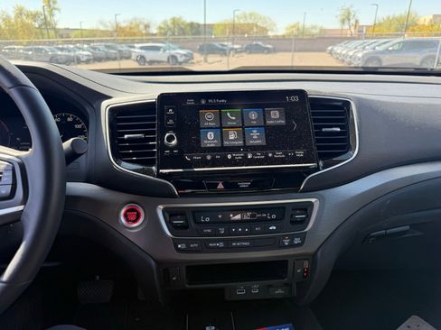 Used 2025 Honda Ridgeline RTL image 21