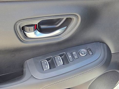 New 2026 Honda HR-V EX-L image 10