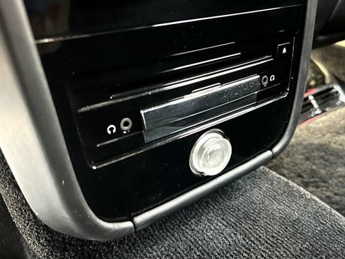 Used 2022 Rolls-Royce Cullinan Black Badge AWD/4WD image 71