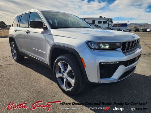 New 2026 Jeep Grand Cherokee Limited w/ Luxury Tech Group II AWD/4WD image 1