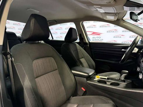 Used 2025 Nissan Altima 2.5 SV image 46