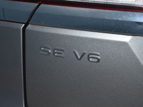 Used 2023 Volkswagen Atlas SE image 28