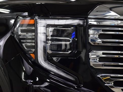 Used 2024 GMC Sierra 1500 Denali w/ Denali Reserve Package image 12