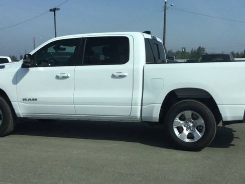 Used 2022 RAM 1500 Big Horn AWD/4WD image 6
