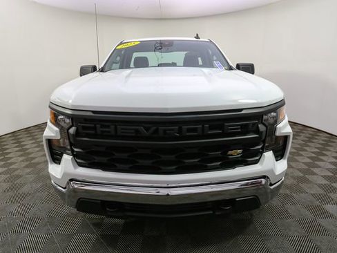 Used 2025 Chevrolet Silverado 1500 W/T image 4