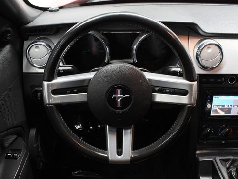 Used 2007 Ford Mustang GT RWD image 14