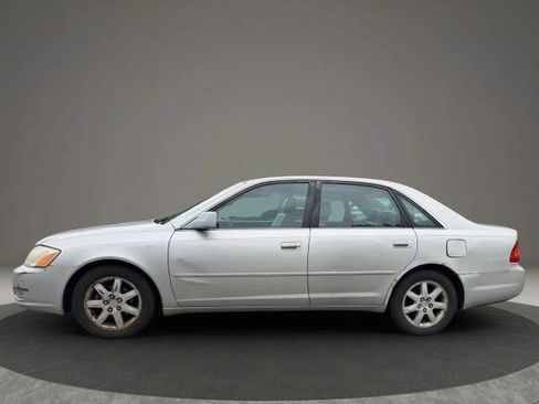 Used 2000 Toyota Avalon XL FWD image 8