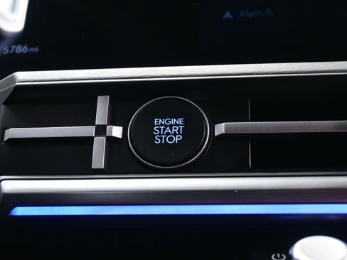 Used 2025 Hyundai Santa Fe Limited image 25