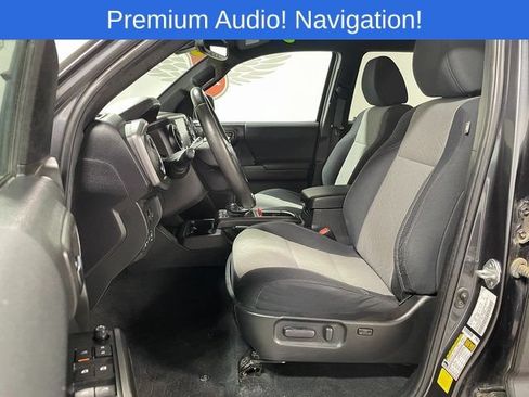 Used 2023 Toyota Tacoma TRD Off-Road w/ Advanced Technology Package AWD/4WD image 11