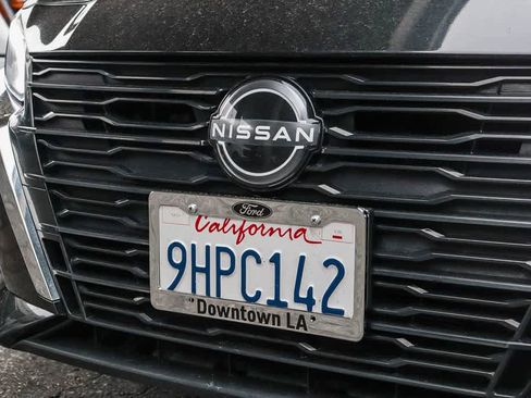 Used 2024 Nissan Altima 2.5 SV image 5