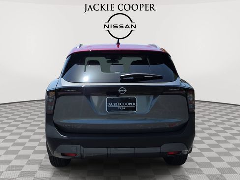 New 2026 Nissan Kicks SR FWD image 6