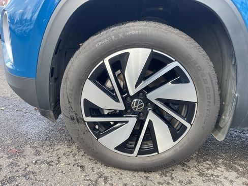 Certified 2025 Volkswagen Atlas SEL image 21