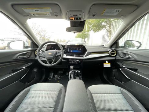 New 2026 Chevrolet Trax LT image 29