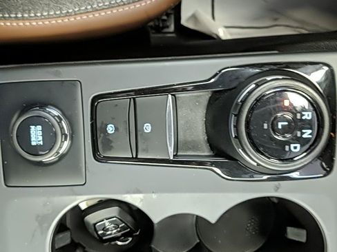 Used 2024 Ford Bronco Sport Outer Banks w/ Tech Package image 21