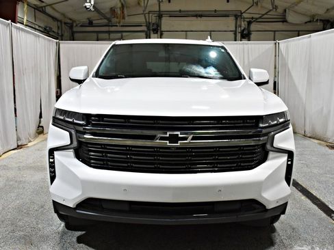 Used 2022 Chevrolet Tahoe RST w/ Luxury Package AWD/4WD image 25