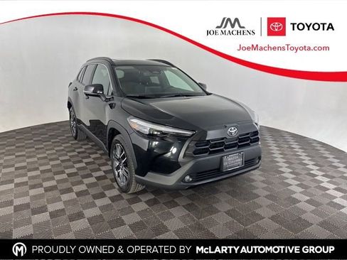 Used 2026 Toyota Corolla Cross XLE w/ Convenience Package AWD/4WD image 1