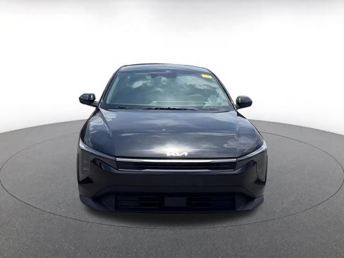 Used 2025 Kia K4 FWD image 3