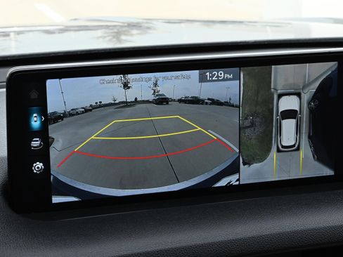 Used 2024 Genesis GV70 2.5T w/ Advanced Package image 15