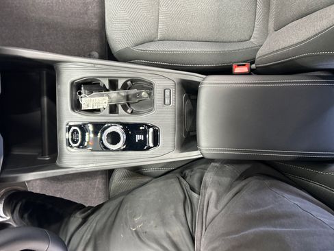 New 2026 Jeep Cherokee Laredo image 14