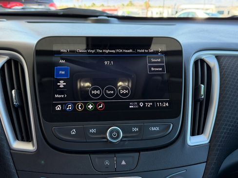 Used 2025 Chevrolet Malibu LT image 10