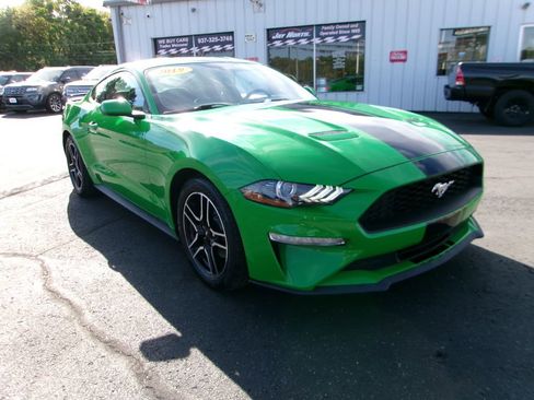Used 2019 Ford Mustang image 1