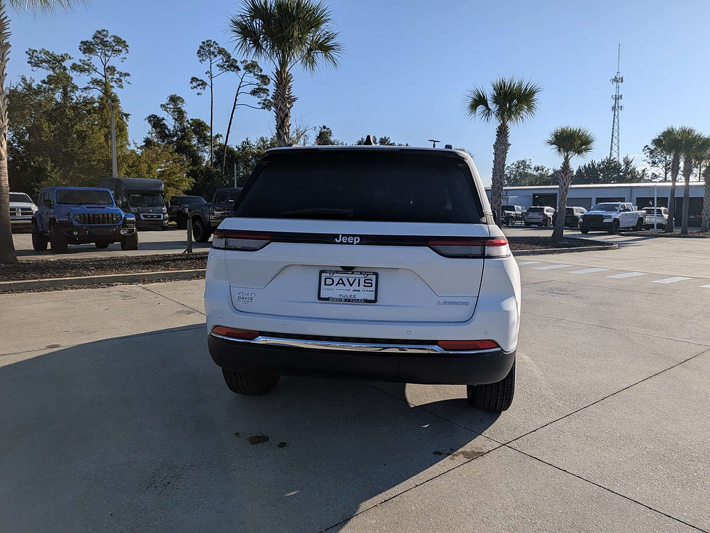 New 2027 Jeep Grand Cherokee Laredo X AWD/4WD image 5