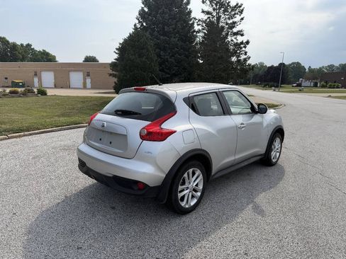 Used 2014 Nissan Juke S AWD/4WD image 4