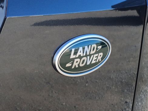 Used 2022 Land Rover Range Rover Evoque R-Dynamic SE image 29