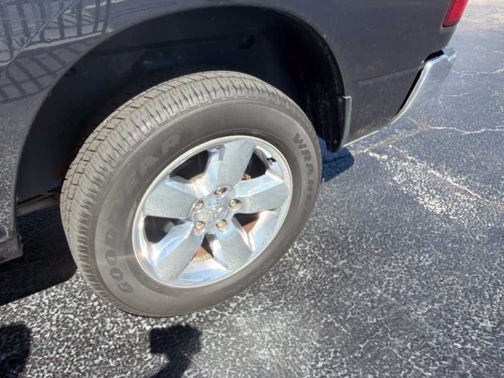 Used 2017 RAM 1500 Big Horn RWD image 12
