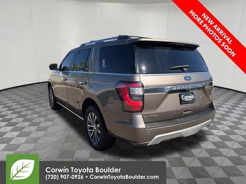 Used 2018 Ford Expedition Limited w/ Equipment Group 301A AWD/4WD image 5