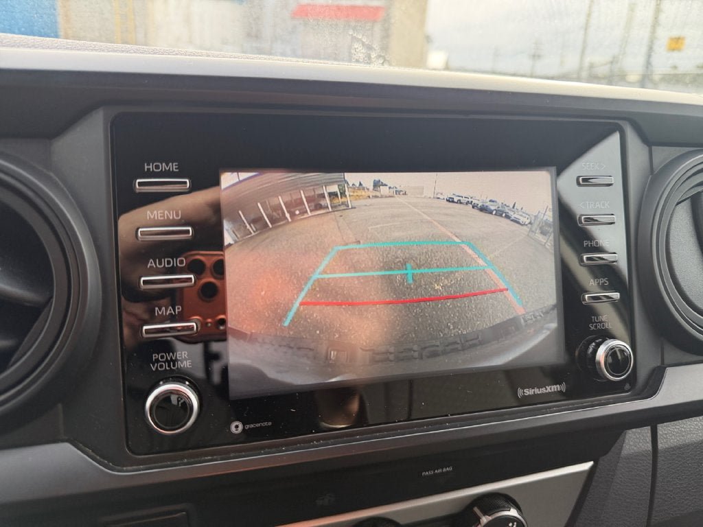 Used 2020 Toyota Tacoma SR AWD/4WD image 17