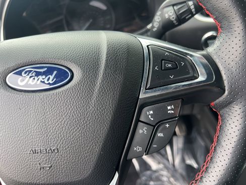 Used 2021 Ford Edge ST-Line image 20