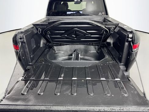 Used 2022 Rivian R1T Adventure image 31