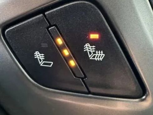 Used 2018 Chevrolet Silverado 1500 LTZ w/ Texas Edition image 35