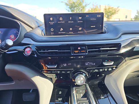 Used 2024 Acura MDX FWD w/ Technology Package image 21