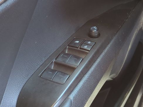Used 2024 Toyota Camry SE FWD image 21