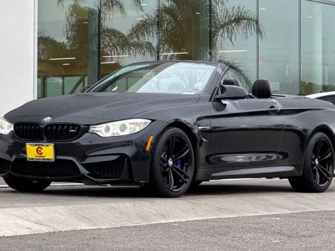 Used 2016 BMW M4 Convertible image 7