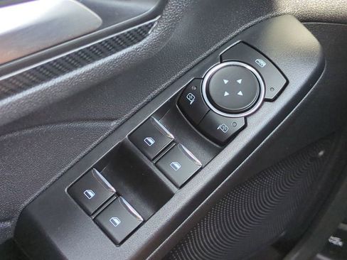 Used 2024 Ford Escape ST-Line image 24