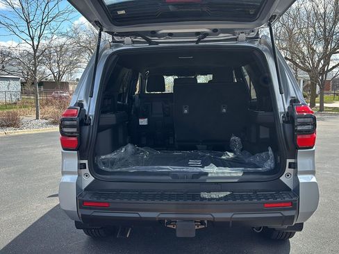 New 2026 Toyota 4Runner SR5 image 8