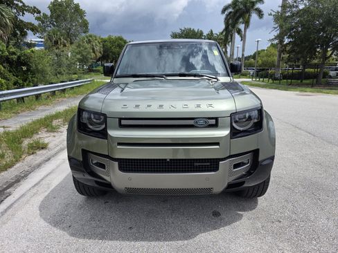 Certified 2023 Land Rover Defender 110 X-Dynamic SE AWD/4WD image 8
