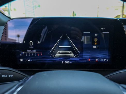 Used 2025 Chevrolet Equinox LT image 28