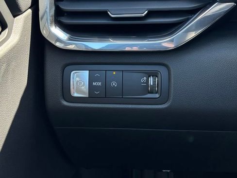 New 2026 GMC Acadia Elevation w/ Elevation Premium Package FWD image 24