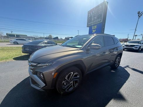 Used 2025 Hyundai Tucson Limited image 8