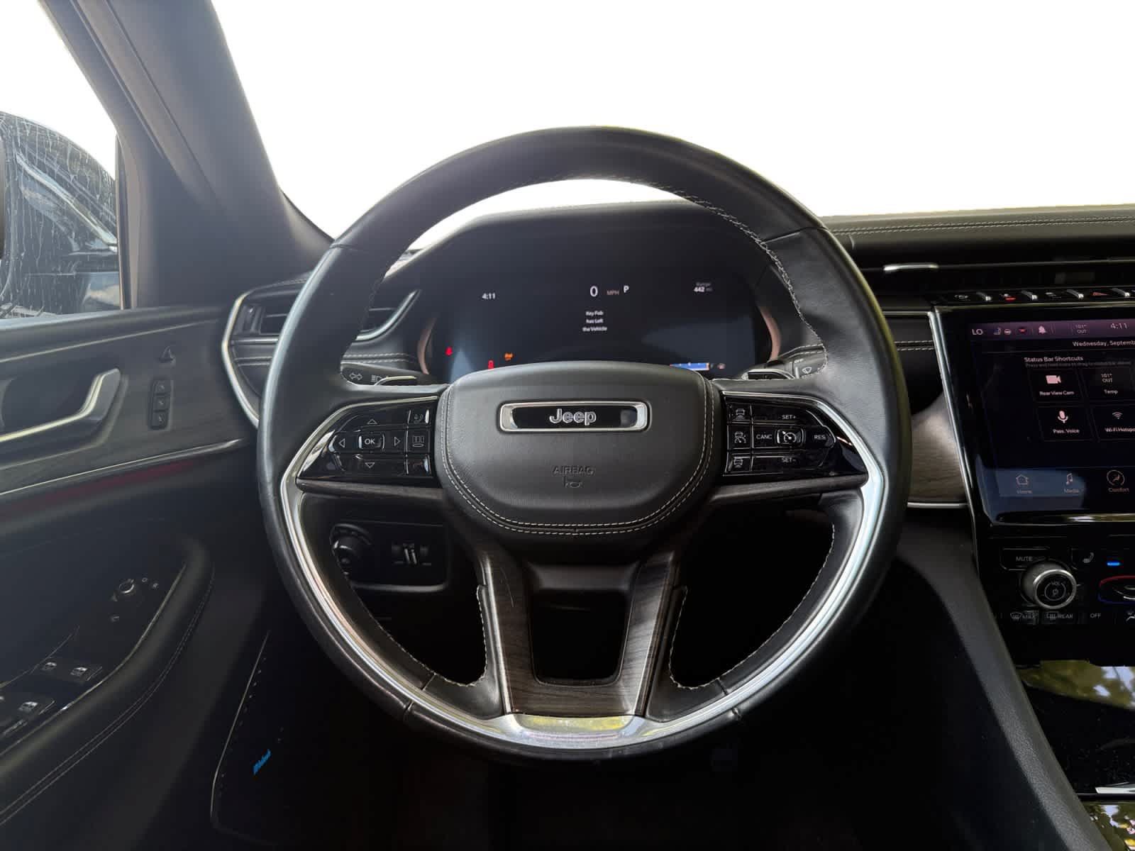 Used 2021 Jeep Grand Cherokee L Overland w/ Luxury Tech Group IV AWD/4WD image 13