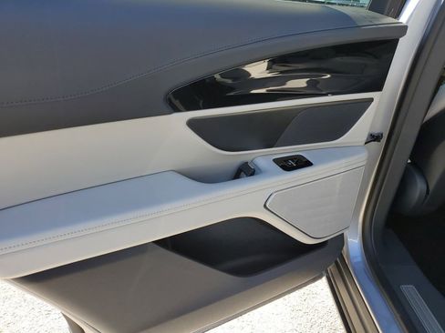 New 2026 Lincoln Nautilus Premier w/ Jet Appearance Package image 8