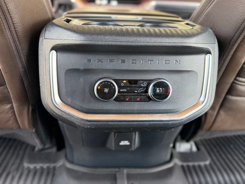 Used 2025 Ford Expedition Max King Ranch AWD/4WD image 34