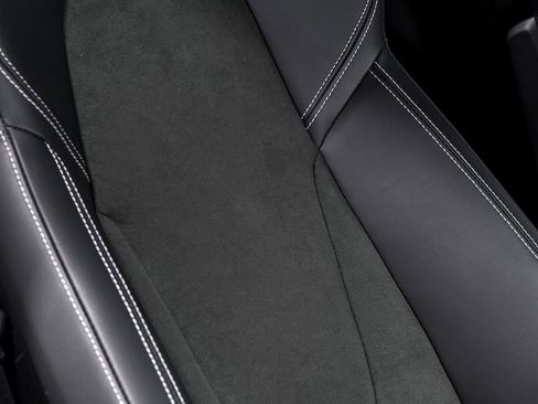 Used 2024 Porsche 911 GT3 image 36