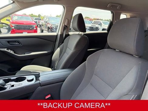 Used 2024 Nissan Rogue S AWD/4WD image 10
