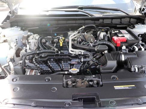 Used 2024 Nissan Altima 2.5 SV image 43